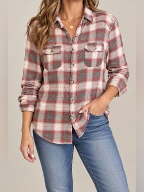 1897 Womens Medium Plaid Flannel Button Down Shirt Red Gray Cotton